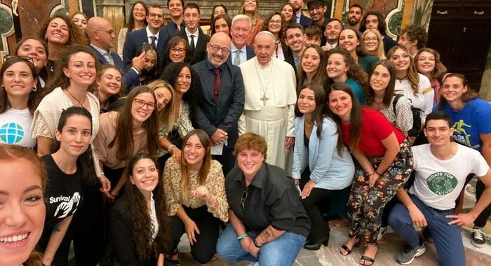 Papa: incontra Cingolani e Cop Giovani, ‘siete il presente’