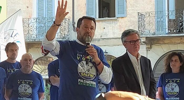 Pensioni:Salvini,barricate perchè non torni la legge Fornero