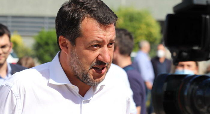Salvini, come Lega pronti a qualsiasi tavolo per il Paese