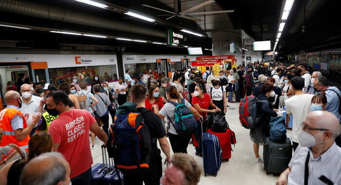 Spagna: disagi nelle principali città per lo sciopero dei treni