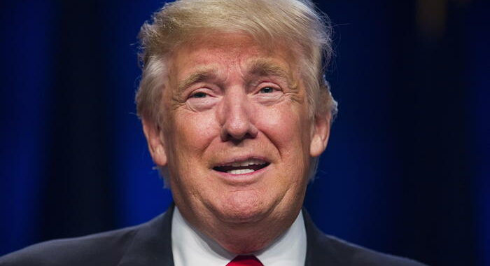 Trump fa causa al Nyt e sua nipote per reportage su tasse