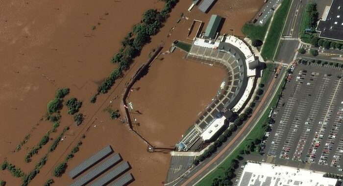 Usa: Biden, eventi meteo estremi 2021 costeranno 100 mld dlr
