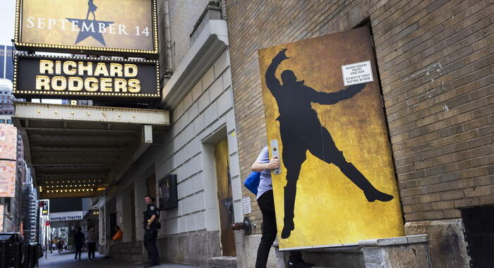 Usa: riapre Broadway dopo lo stop di 18 mesi per il Covid