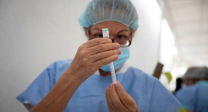 Vaccini: Venezuela, dosi anche ai bambini di più di 3 anni