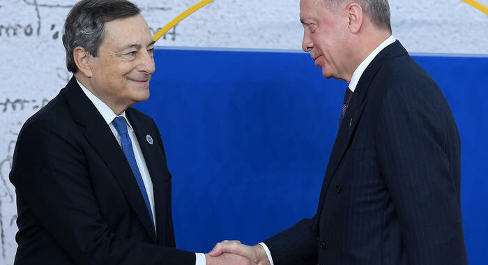 Al via il bilaterale Draghi-Erdogan a margine del G20