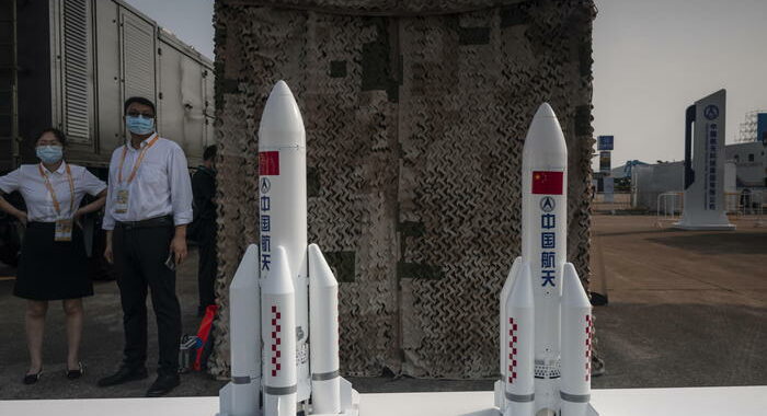 Cina collauda nuovo razzo ipersonico