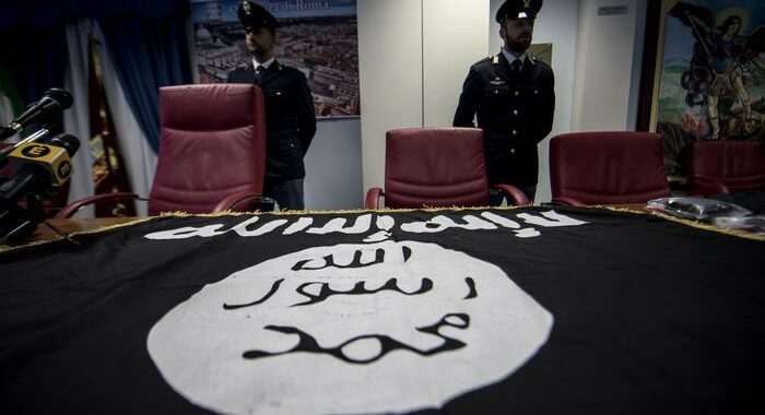 Copasir, urgente legge contro radicalizzazione jihadista