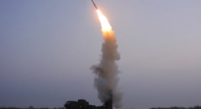 Corea Nord: Seul, lanciato ‘imprecisato proiettile’