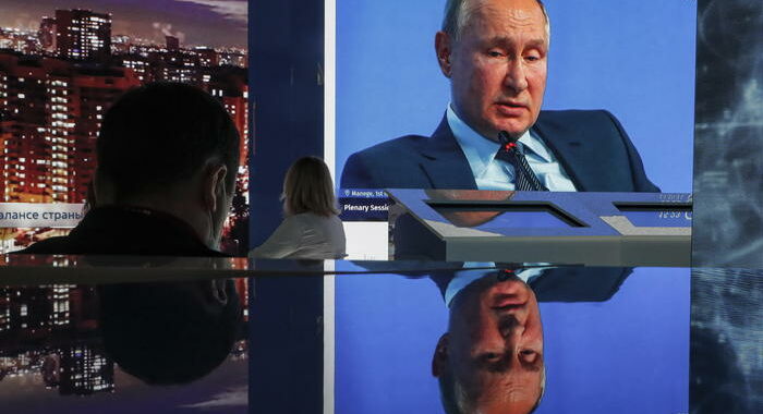 Cremlino, Putin non andrà alla Cop 26 di Glasgow