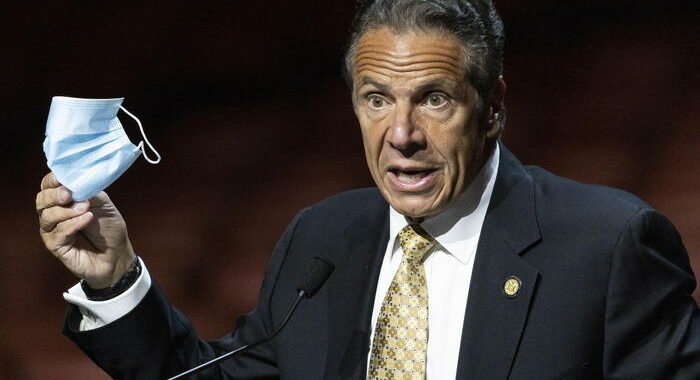 Ex governatore Ny Cuomo rischia fino a un anno di carcere