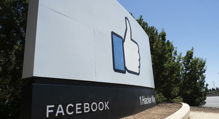 Facebook, blackout avvenuto durante manutenzione ordinaria