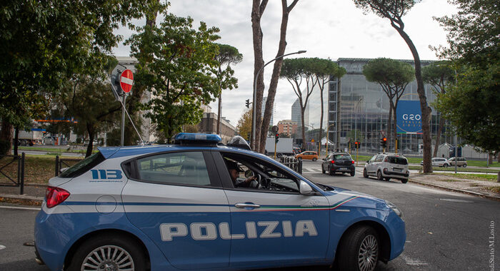 G20: sgomberati manifestanti, sit-in continua