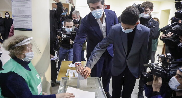 Georgia: alle urne all’ombra dell’arresto di Saakashvili