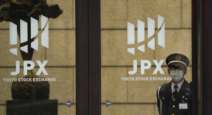 Giappone: Borsa di Tokyo verso l’estensione degli orari