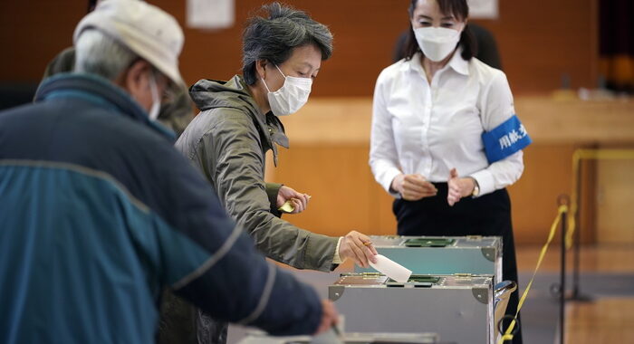 Giappone: elezioni, coalizione di governo verso la vittoria