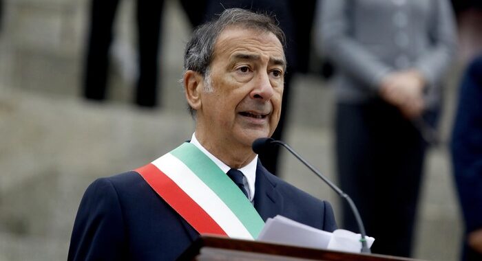 Green pass: innalzata vigilanza attiva per Sala