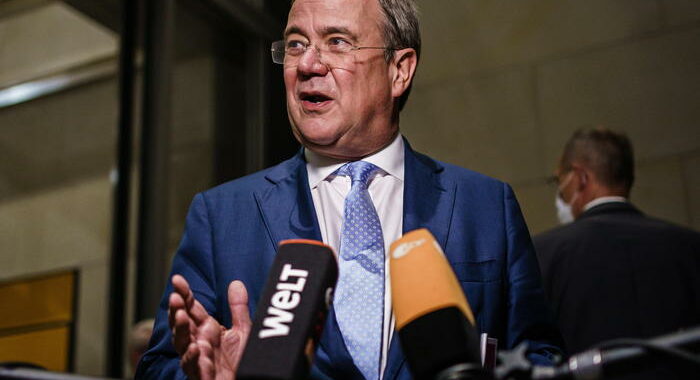 Laschet pronto a lasciare, ‘presto congresso Cdu’