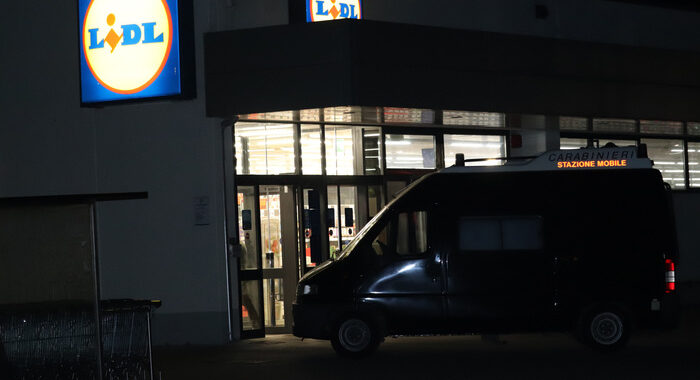 Madre bimbo morto fermata per omicidio