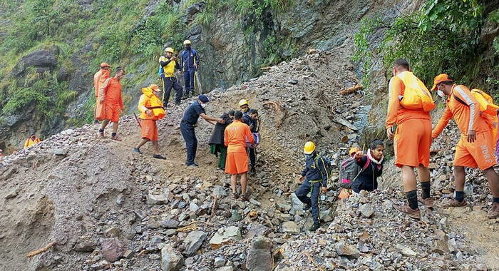 Maltempo: salgono a 150 le vittime in India e Nepal