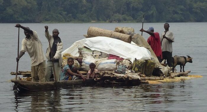 Naufragio sul fiume Congo, almeno 100 tra morti e dispersi