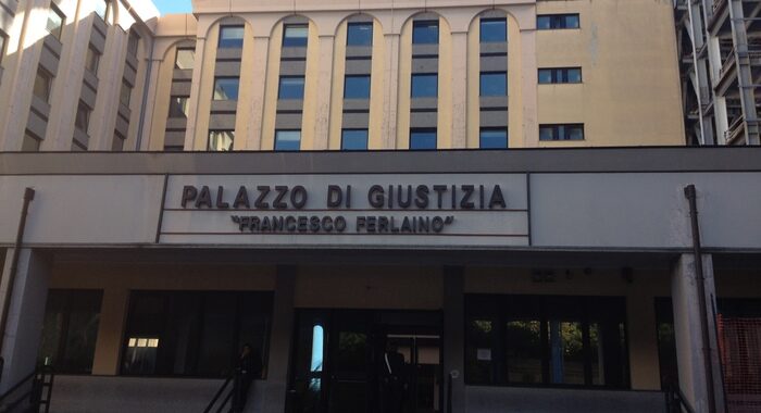 ‘Ndrangheta: condannato a 5 anni assessore Calabria