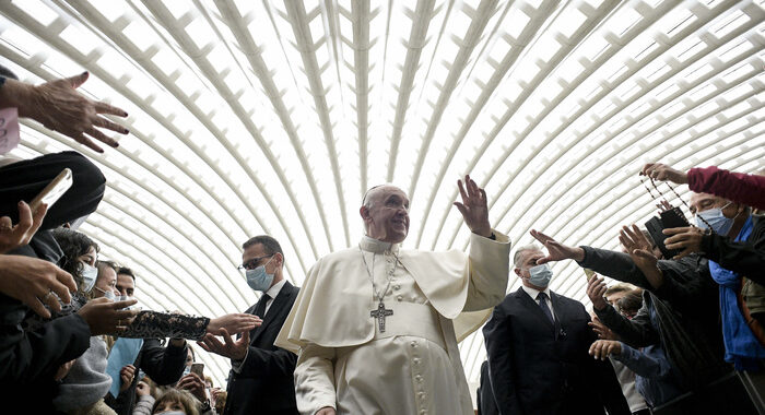 Papa ai cattolici, “più coraggio per uscire dalla crisi”