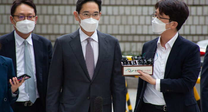 Samsung: erede gruppo condannato per uso di stupefacenti