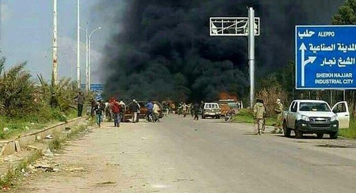 Siria: attacco a bus esercito, numerosi morti