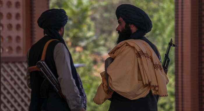 Talebani, priorità stabilizzare il Paese, non i diritti