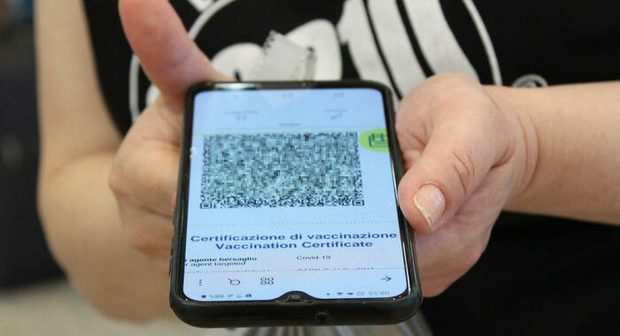 Ue, rilasciati quasi 600 milioni di Green pass,un successo