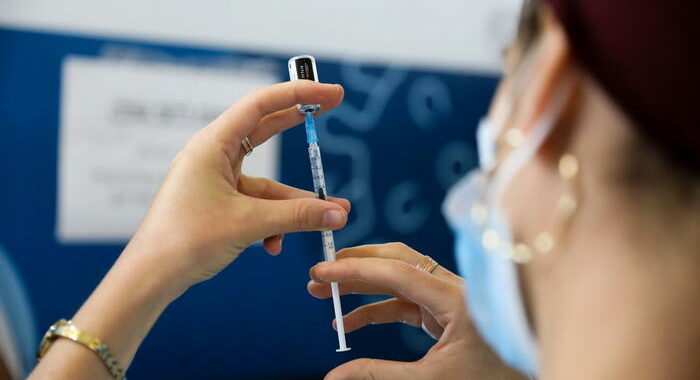 Covid: Israele, autorizzata vaccinazione bambini 5-11 anni
