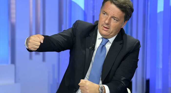 Covid: Renzi, il lockdown sia solo per chi non ha vaccino