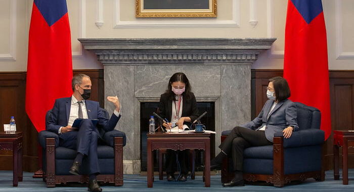 Delegazione Pe a Taiwan, vostra democrazia cruciale per Ue