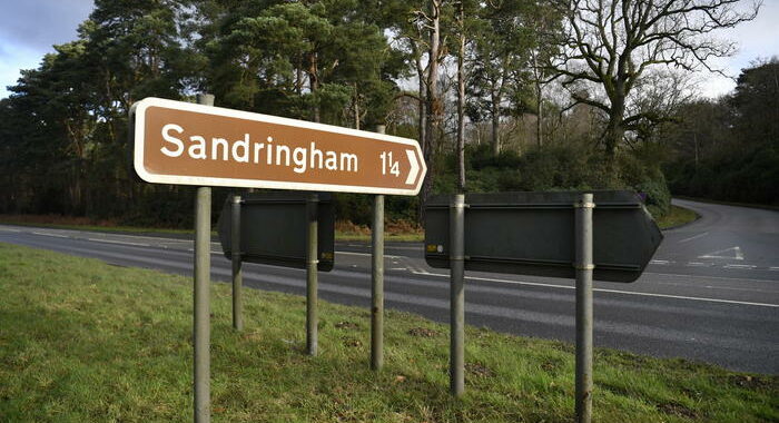 Gb: weekend in campagna a Sandringham per la regina