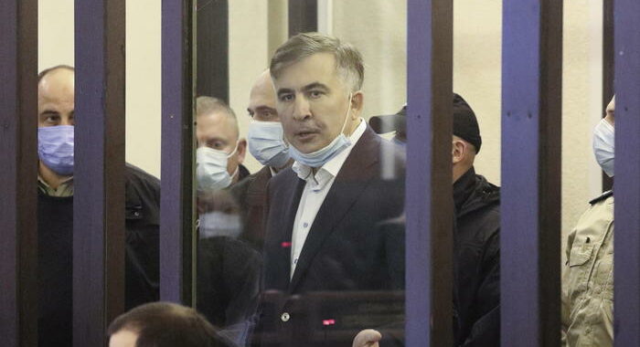 Georgia: Saakashvili in aula, ‘io torturato in detenzione’