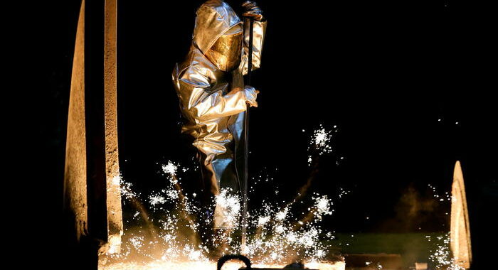 Istat: fatturato industria a settembre +0,1%,+15,2% su anno