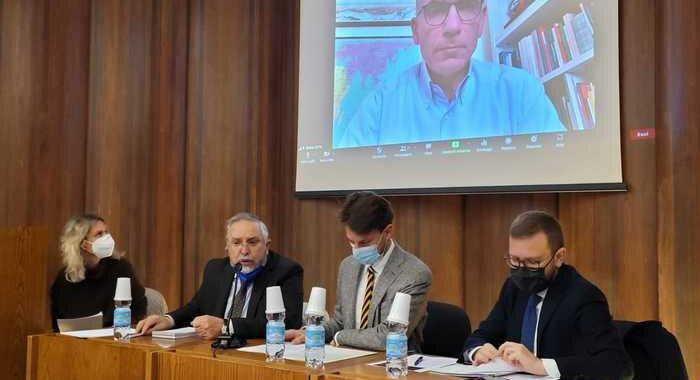 Letta, serve riflessione nuova sulle politiche industriali