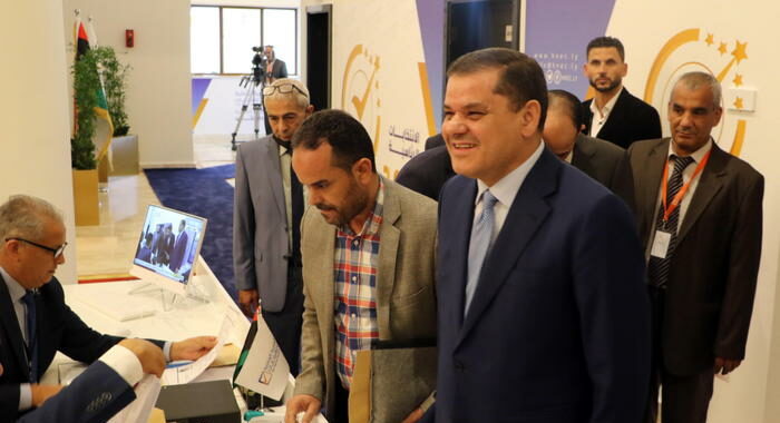 Libia: media, sono 98 i candidati alle presidenziali