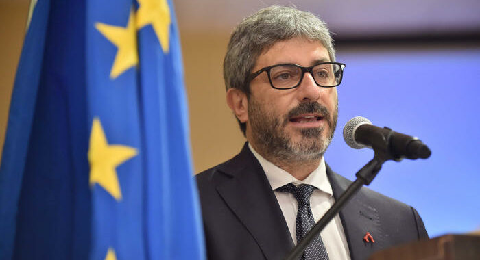 M5s: Fico, Conte ha giusta direzione, lavorare tutti insieme