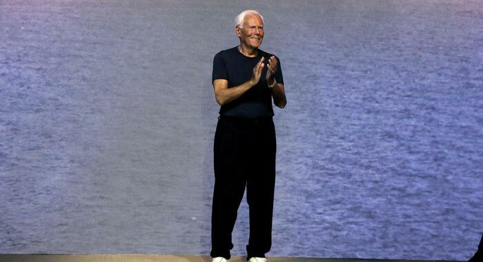 Mattarella conferisce onorificenza di Cavaliere ad Armani