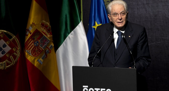 Mattarella, vincere battaglia contro antiscienza