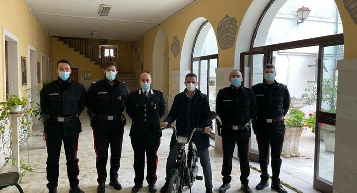 Nel 1998 gli rubarono il ‘Ciao’,Cc lo ritrovano dopo 23 anni
