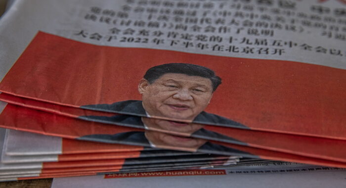 Xi critica Mao, ‘fece errori con la Rivoluzione Culturale’