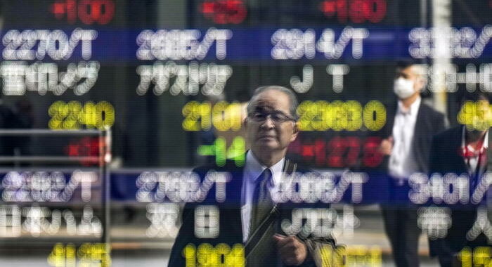 Borsa: Tokyo, apertura poco variata (+0,14%)