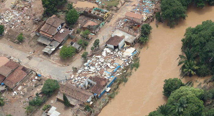 Brasile: forti piogge, 18 morti e 58 località inondate