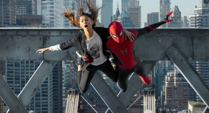 Cinema: domina Spider-Man su incassi in calo