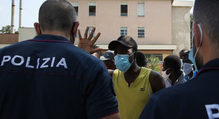 Consiglio d’Europa chiude caso Italia su detenzione migranti