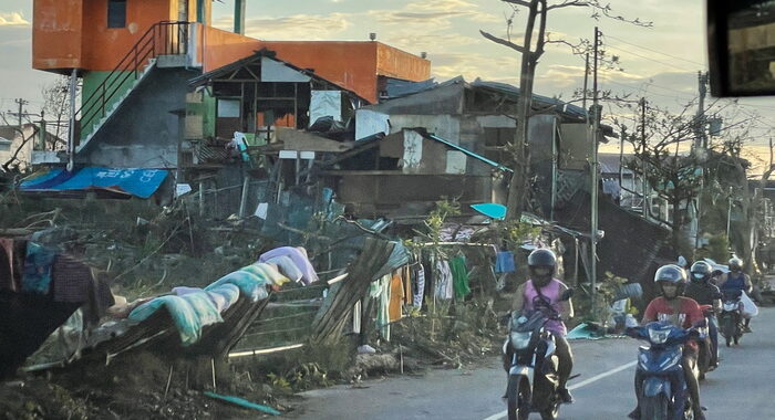 Filippine: tifone Rai, il bilancio sale ad almeno 75 morti