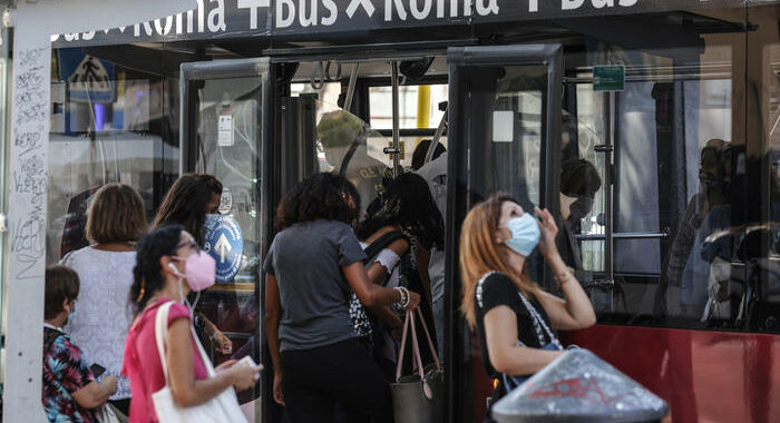 Green pass: primo multato a Roma, ‘volevo vaccinarmi a giorni’