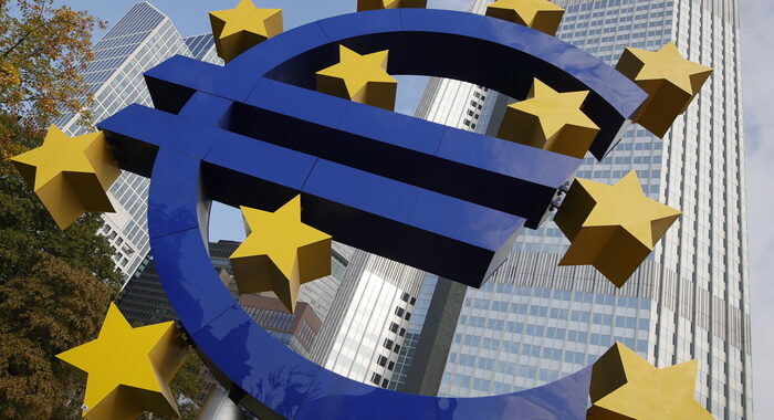 Lagarde, choc economici più forti senza scudo dell’ euro
